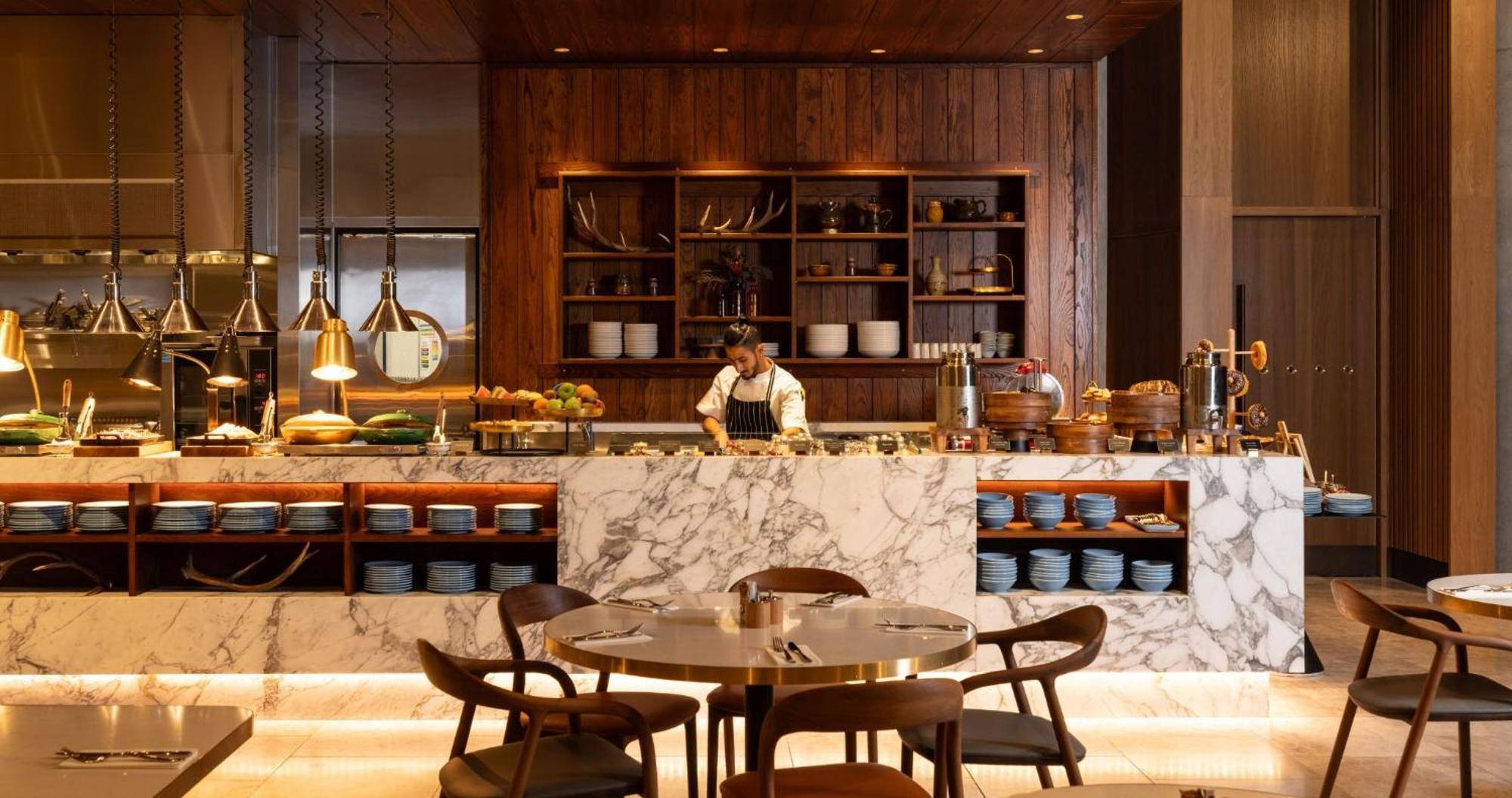 Horizon By Skycity Auckland Bagian luar foto The Kitchen Table